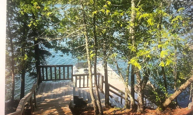 Year Round Cottage /...