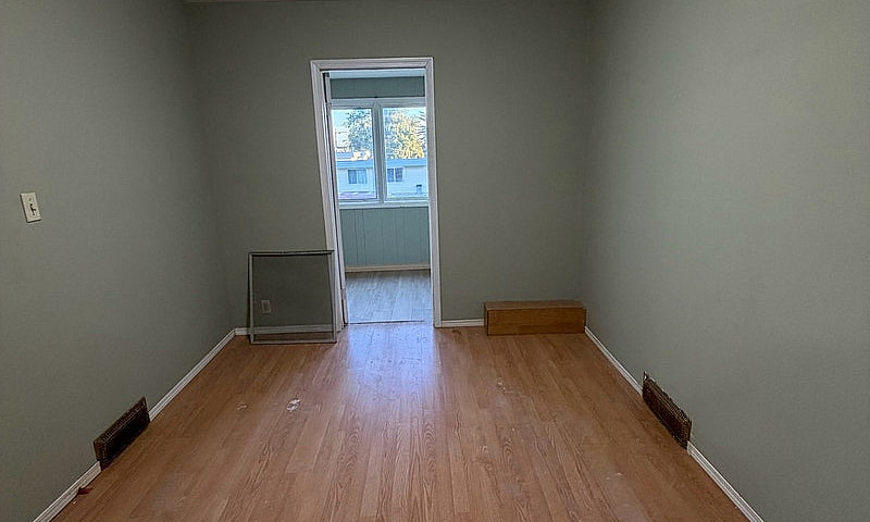 2 Beds 1 Bath - Hous...