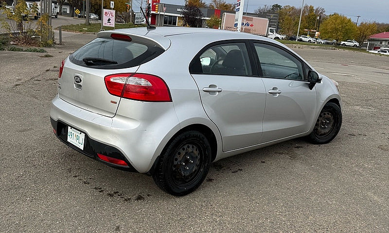 2015 Kia Rio...