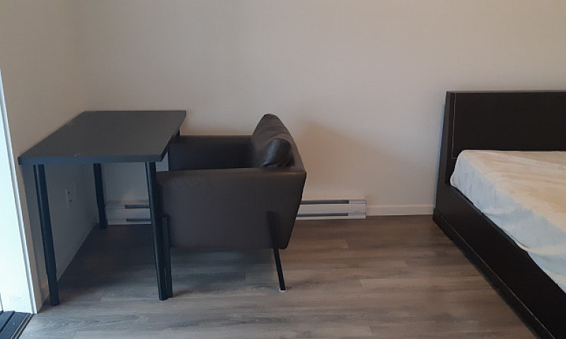 One Bedroom Suite Fu...