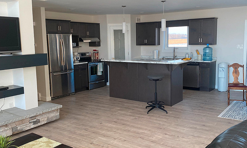 House And Acreage Fo...