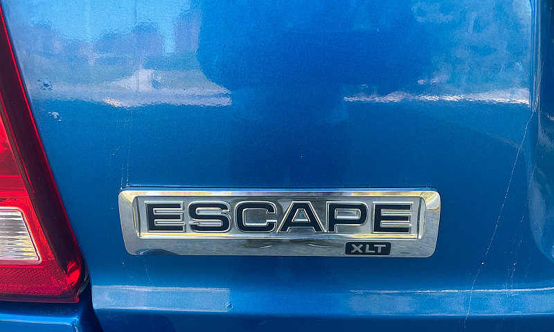 2011 Ford Escape...