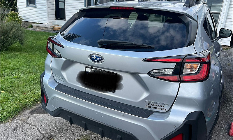 2024 Subaru Crosstre...