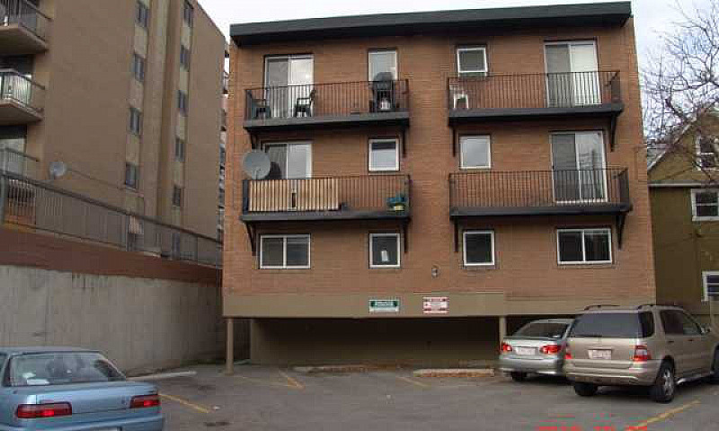 Beltline Luxury 1 Be...