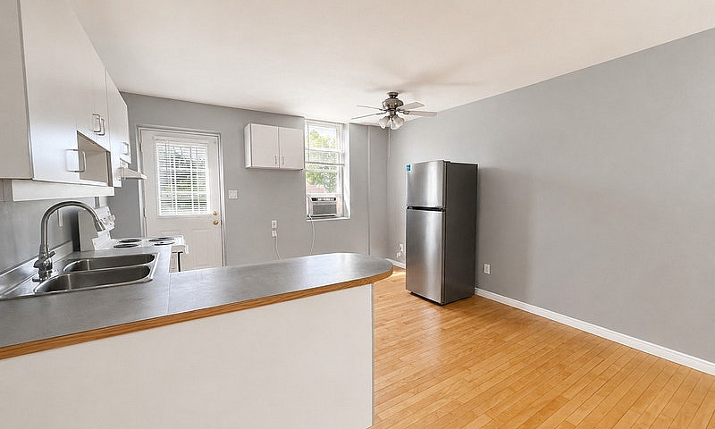 548 Concession Ave S...