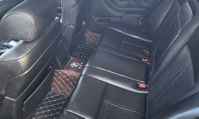 2002 Bmw 540I...