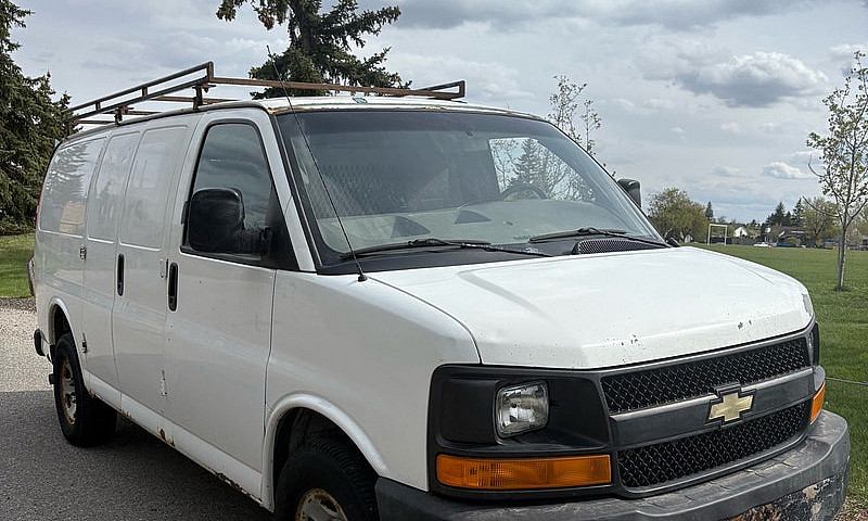 2011 Chev Express 25...