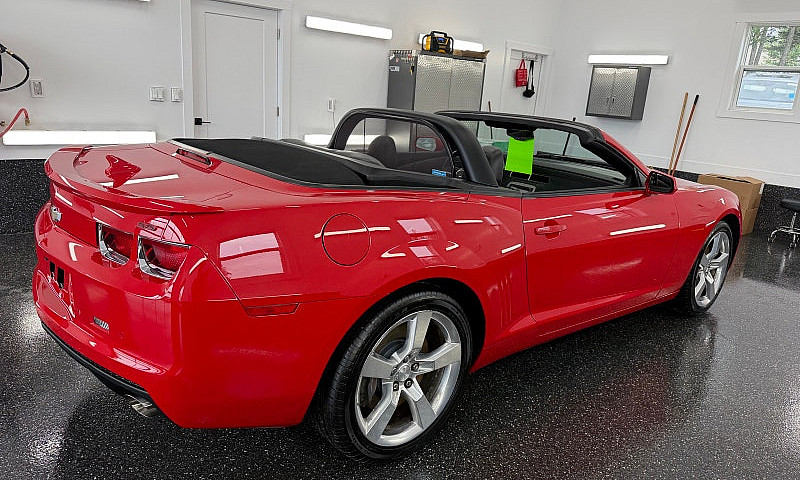 2011 Chevrolet Camar...