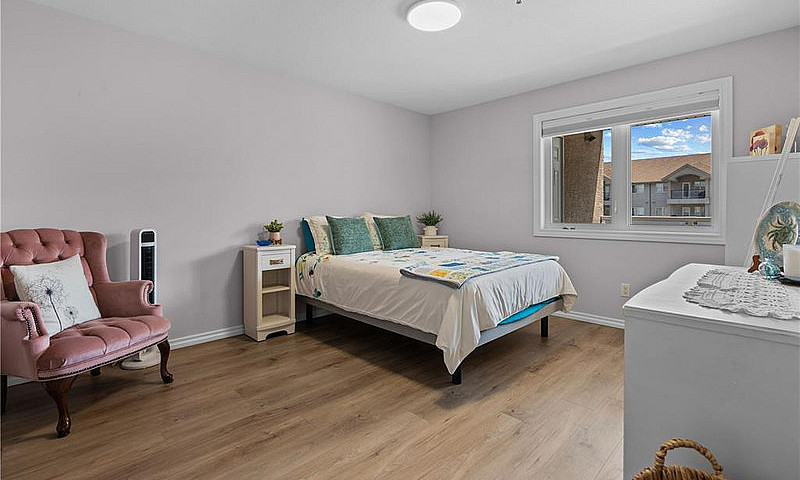 2 Bed 2 Bath Condo W...