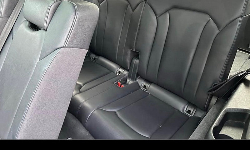 Audi Q7 2019...