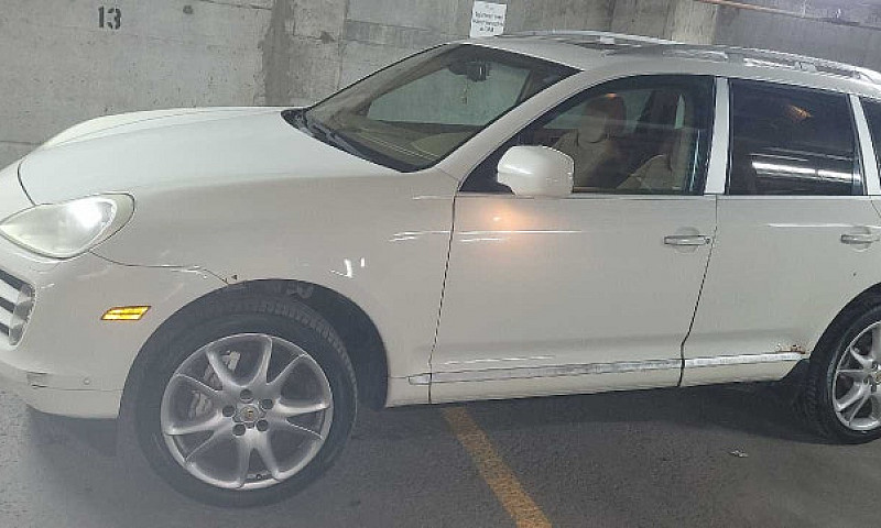 Porsche Cayenne...