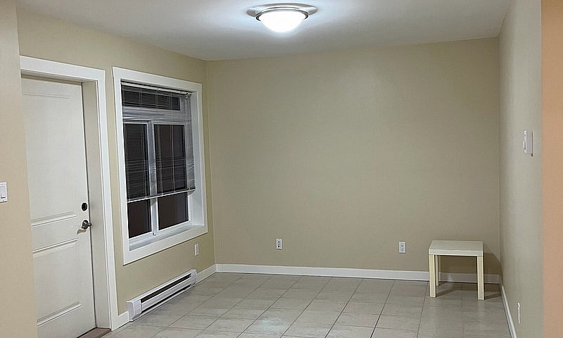 2 Bed 1 Bath Suite...