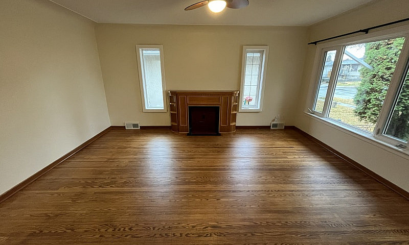 Live Here! Spacious,...