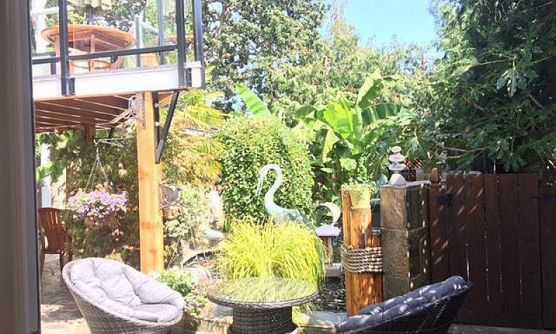 Cottage Rental Victo...