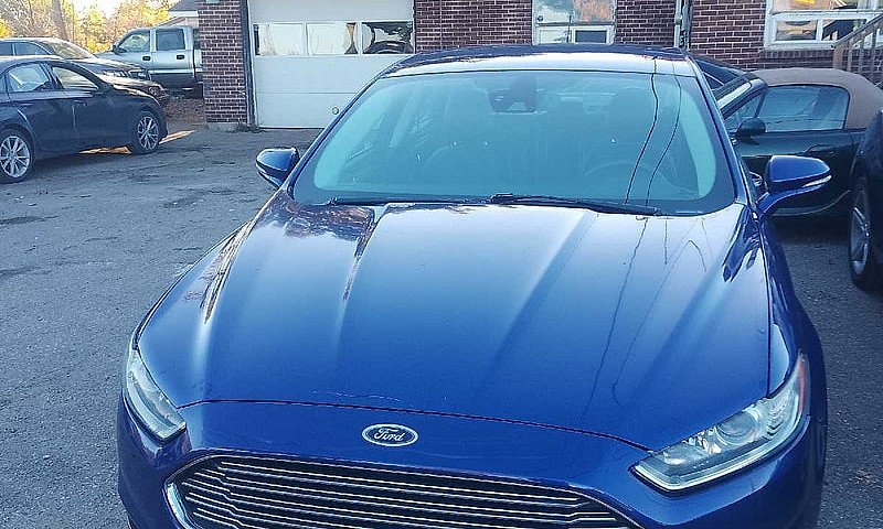 2014 Ford Fusion Tit...