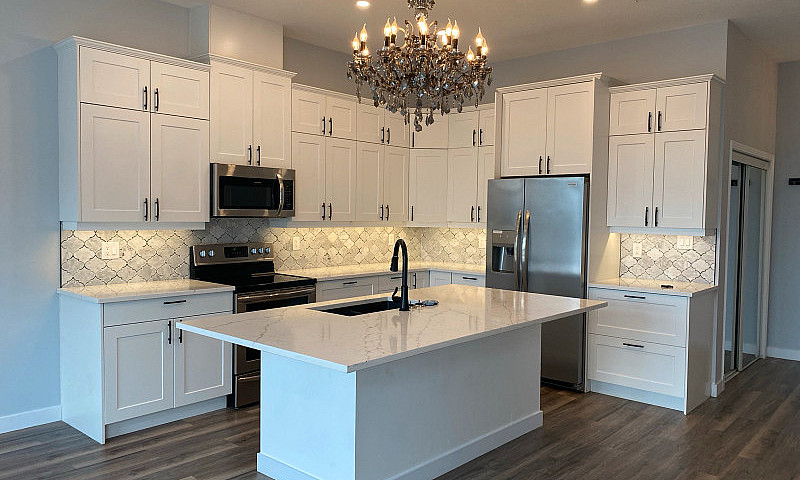  Stunning Two Bedroo...
