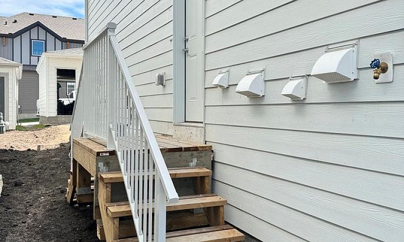 Brand New 2 Br Legal...