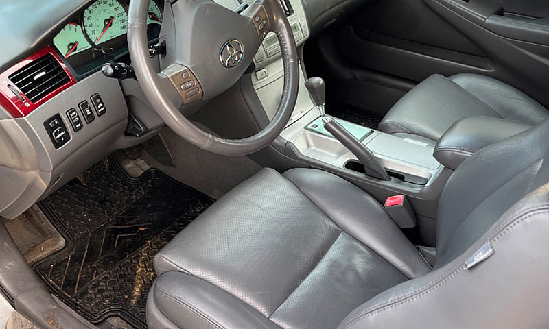 Toyota Solara Conver...