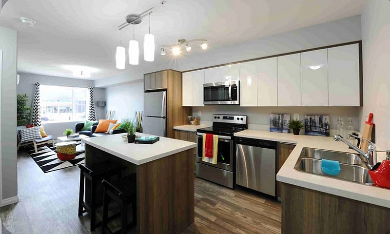 Bright And Modern 1-...