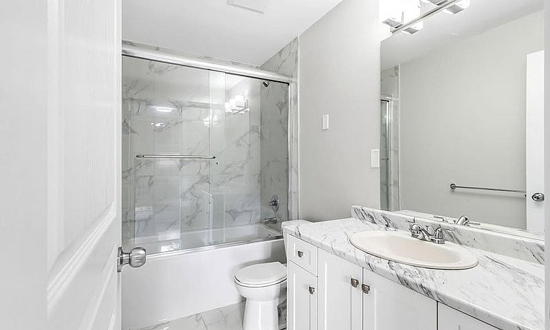 2 Beds 1 Bath House...