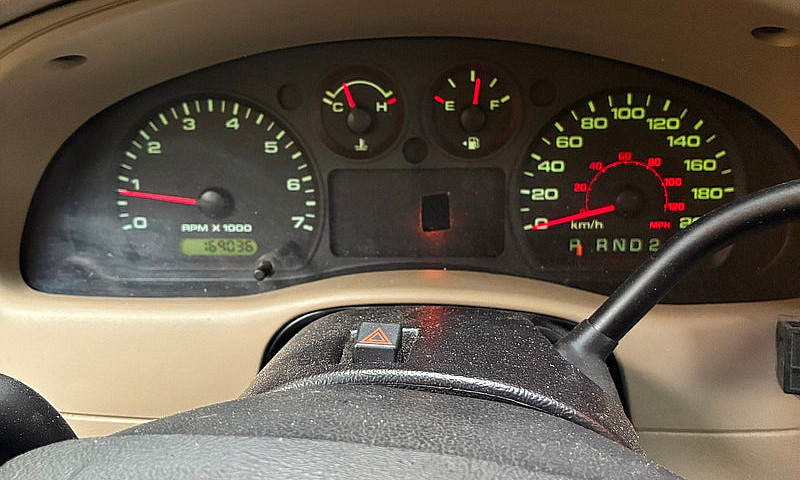 Ford Ranger 2005...