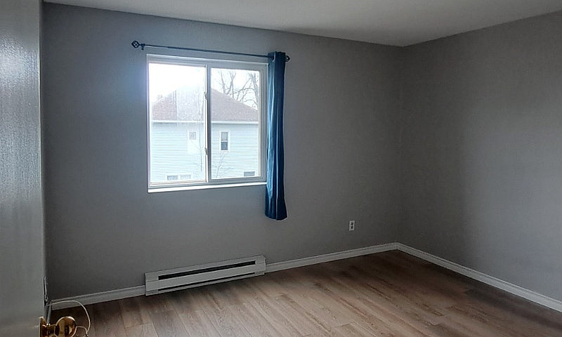 2 Bedroom...