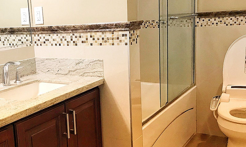$1,950 / 1Br - 500Ft...