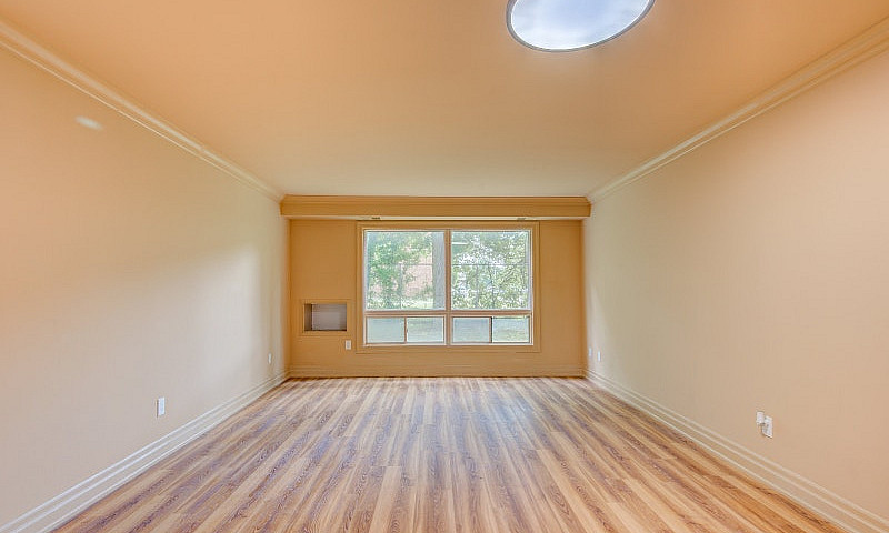Exceptional 2 Bedroo...