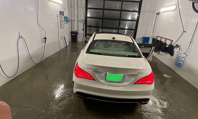 Mercedes Benz Cla 25...