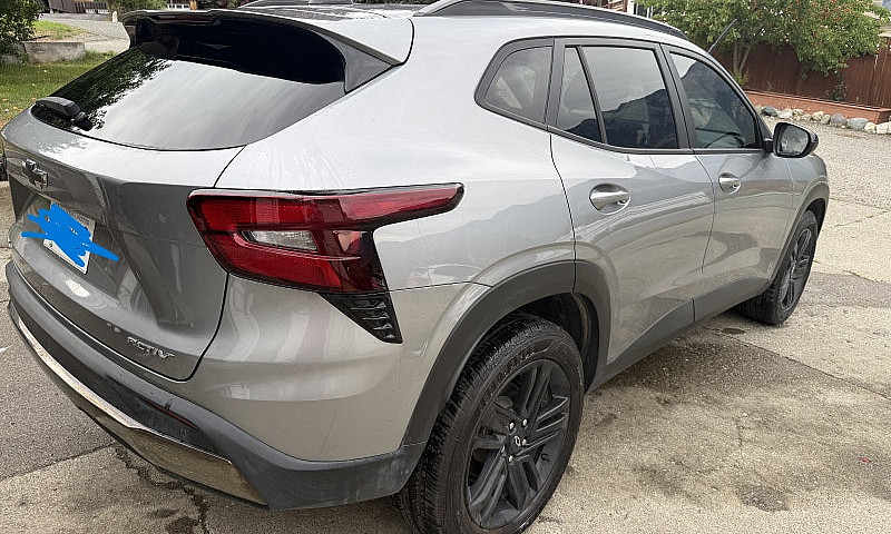 2025 Chev Trax Activ...
