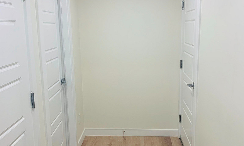 Exclusive Spacious 1...