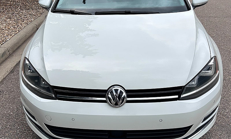 2016 Volkswagen Golf...
