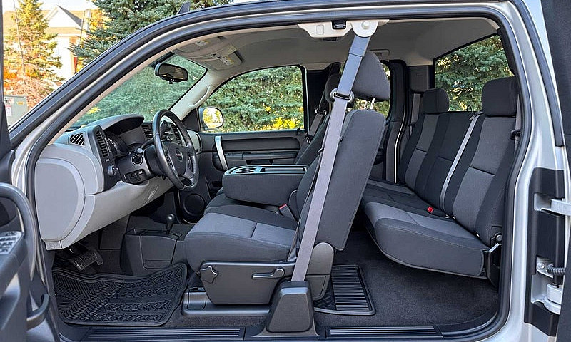 2011 Gmc Sierra 4X4...