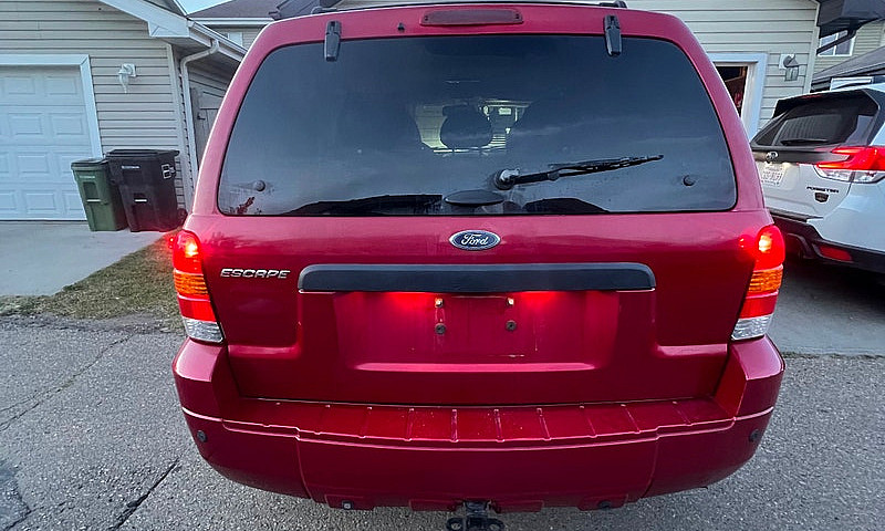 Ford Escape 2006...