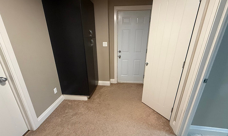         1 Bedroom Ba...