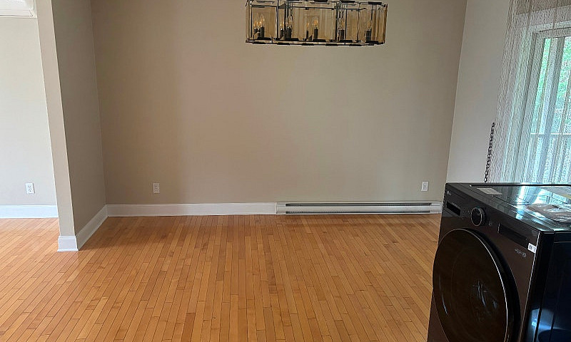 Top Half Of House Fo...