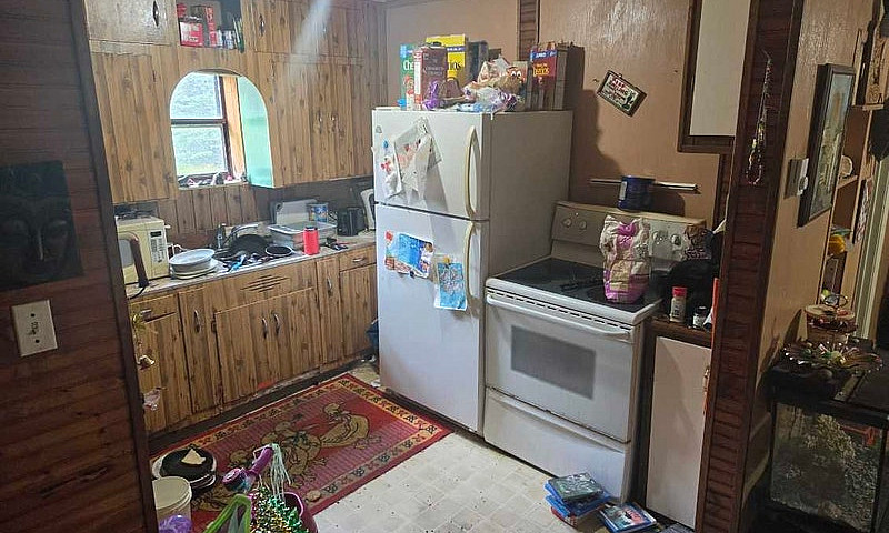 423 East Ave Kamsack...