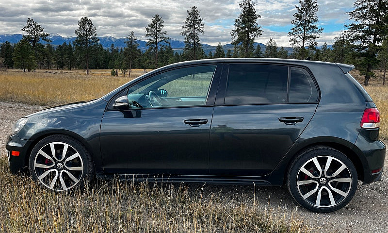 2012 Volkswagen Golf...
