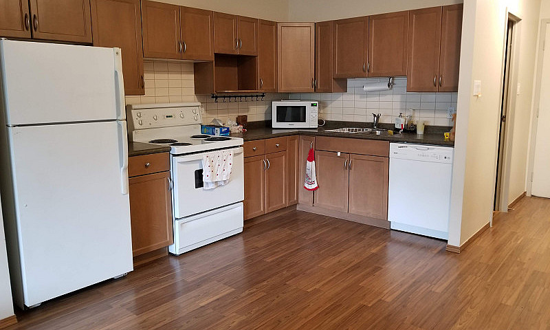 1 Bedroom Condo For ...