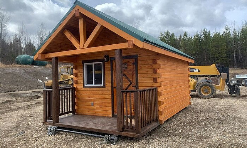 Custom Built Cabin H...