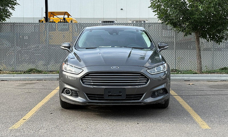2015 Ford Fusion Awd...