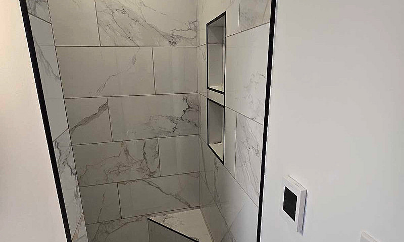✨ Local Custom Bathr...