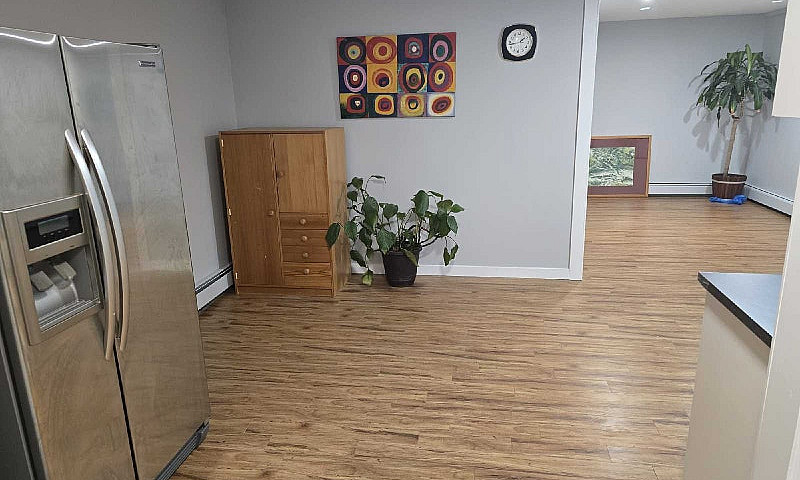 Basement For Rent Av...