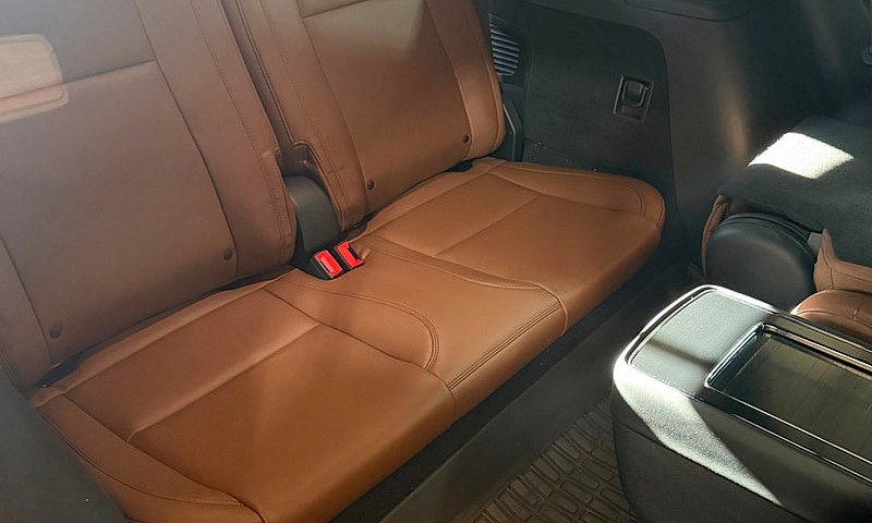 2020 Lincoln Aviator...