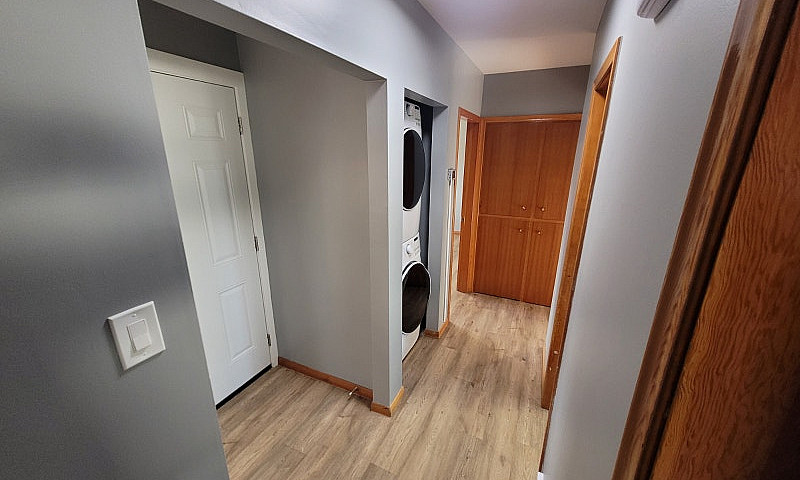 Spacious 3-Bedroom U...