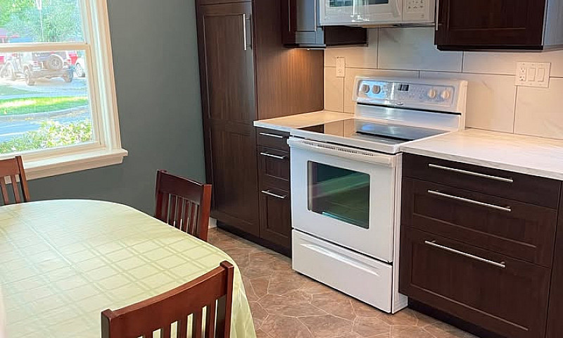 2 Bed  1/2 Bath Dupl...