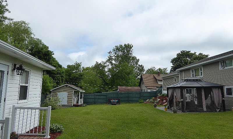 A 4 Bedroom, 2 Bath,...