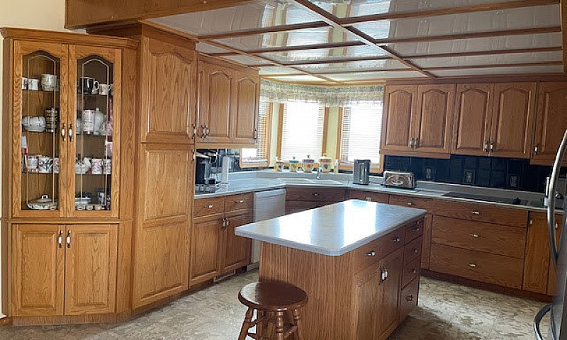 Spacious Executive H...