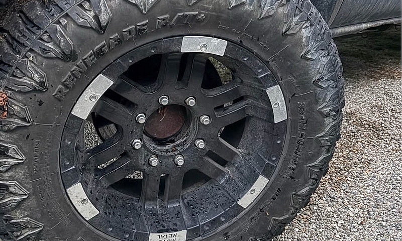2004 Silverado 2500H...