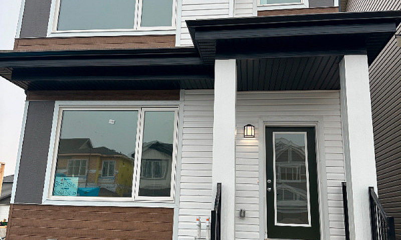 Stunning 3-Bedroom U...